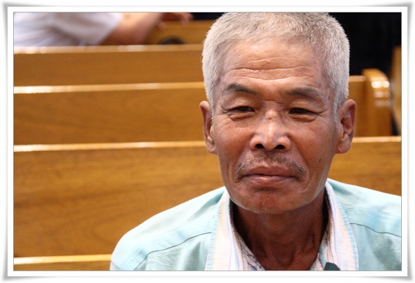 양육수료를 축하합니다. - 부산 양정 넘치는교회