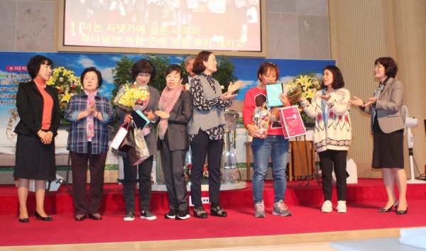 2017-10-22새가족 양육수료 - 부산 양정 넘치는교회