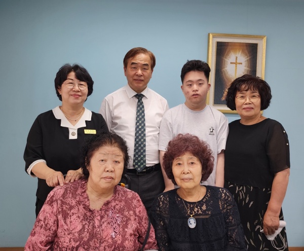 새가족 한홍매 - 부산 양정 넘치는교회